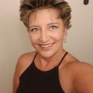 Meet your Posher, Manuelita